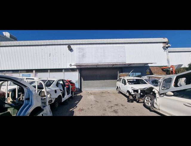 4,911M² WAREHOUSE FOR SALE IN SELBY